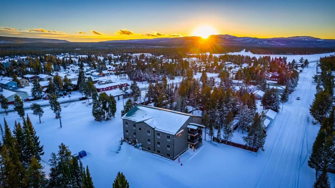 Wagon Wheel Hotel West Yellowstone Eksteriør billede