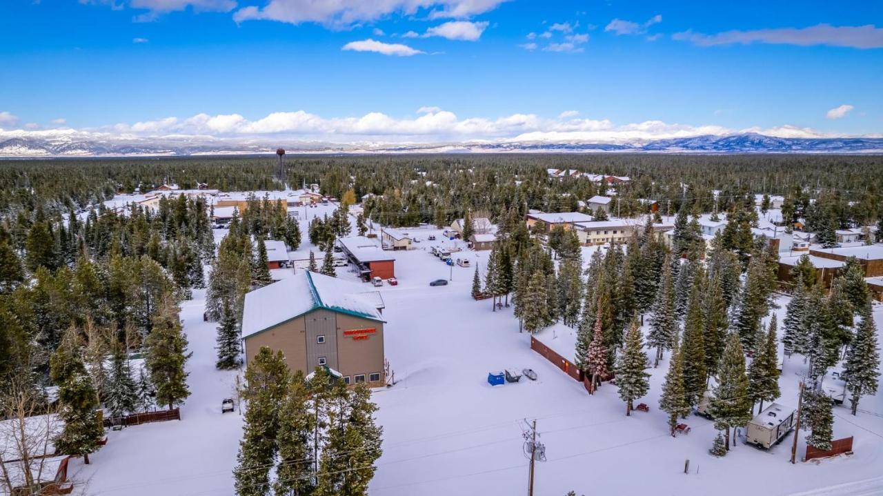 Wagon Wheel Hotel West Yellowstone Eksteriør billede