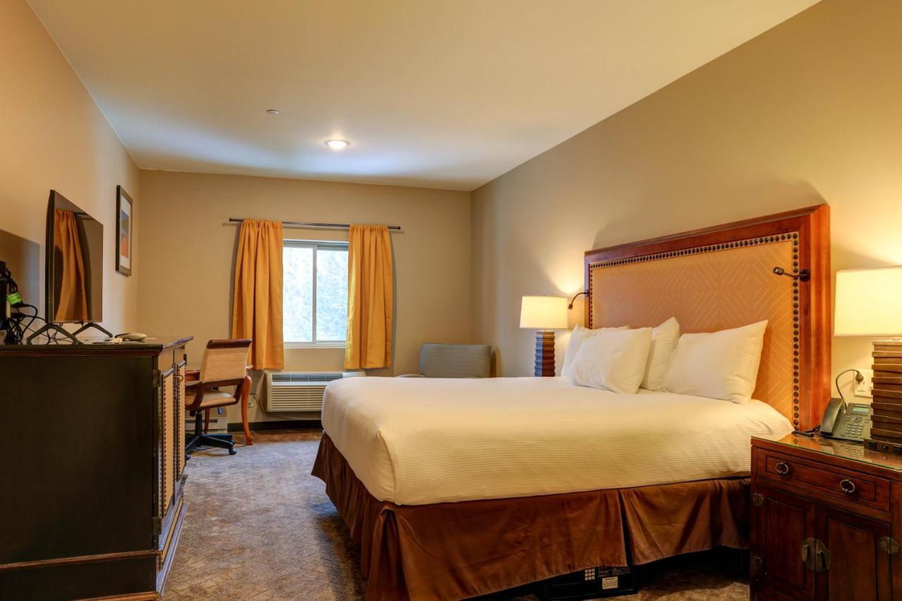 Wagon Wheel Hotel West Yellowstone Eksteriør billede